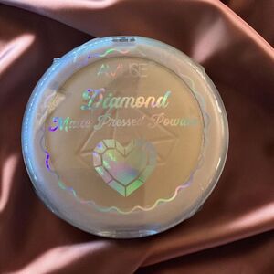 Amuse Diamond Matte Pressed Powder Shade 01 Cruelty Free New Sealed 0.24oz
